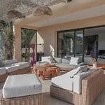 דירה Exceptional A C 4br 8p With Pool & Sea View *