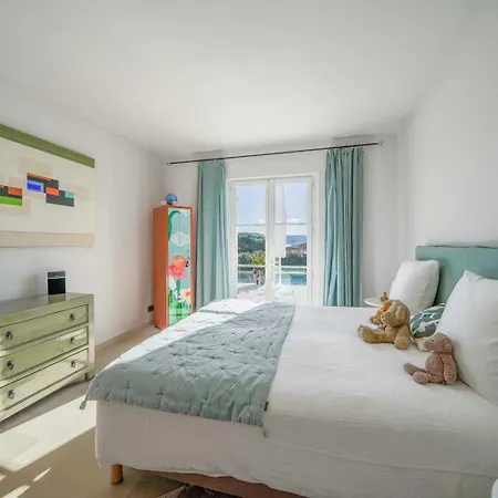 Exceptional A C 4br 8p With Pool & Sea View דירה פורט גרימו