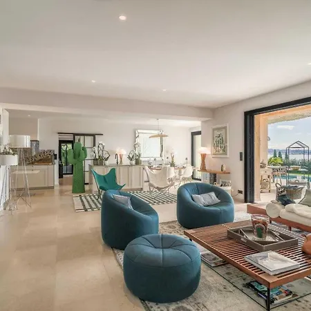 Exceptional A C 4br 8p With Pool & Sea View Apartamento *