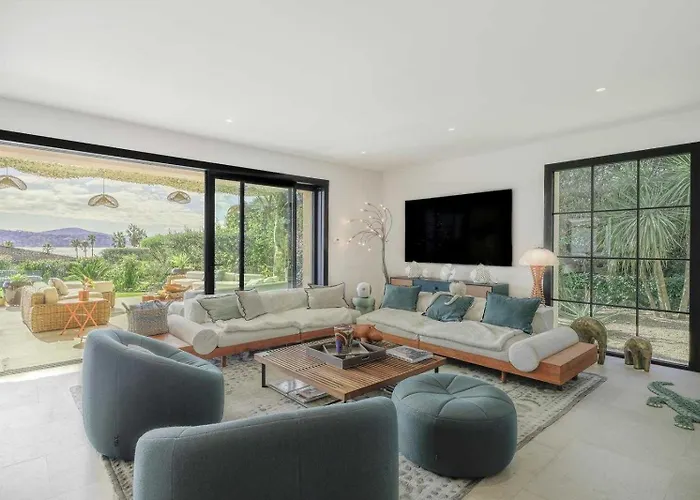 Exceptional A C 4br 8p With Pool & Sea View Apartamento