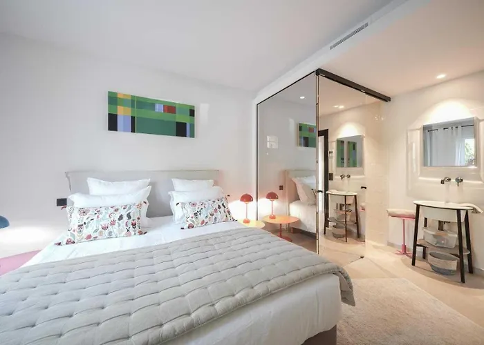 Exceptional A C 4br 8p With Pool & Sea View Port Grimaud