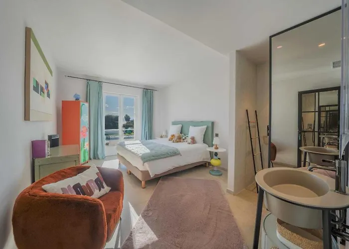 Exceptional A C 4br 8p With Pool & Sea View Apartamento *