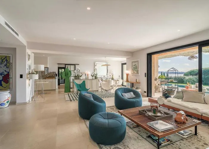 Exceptional A C 4br 8p With Pool & Sea View Apartamento *